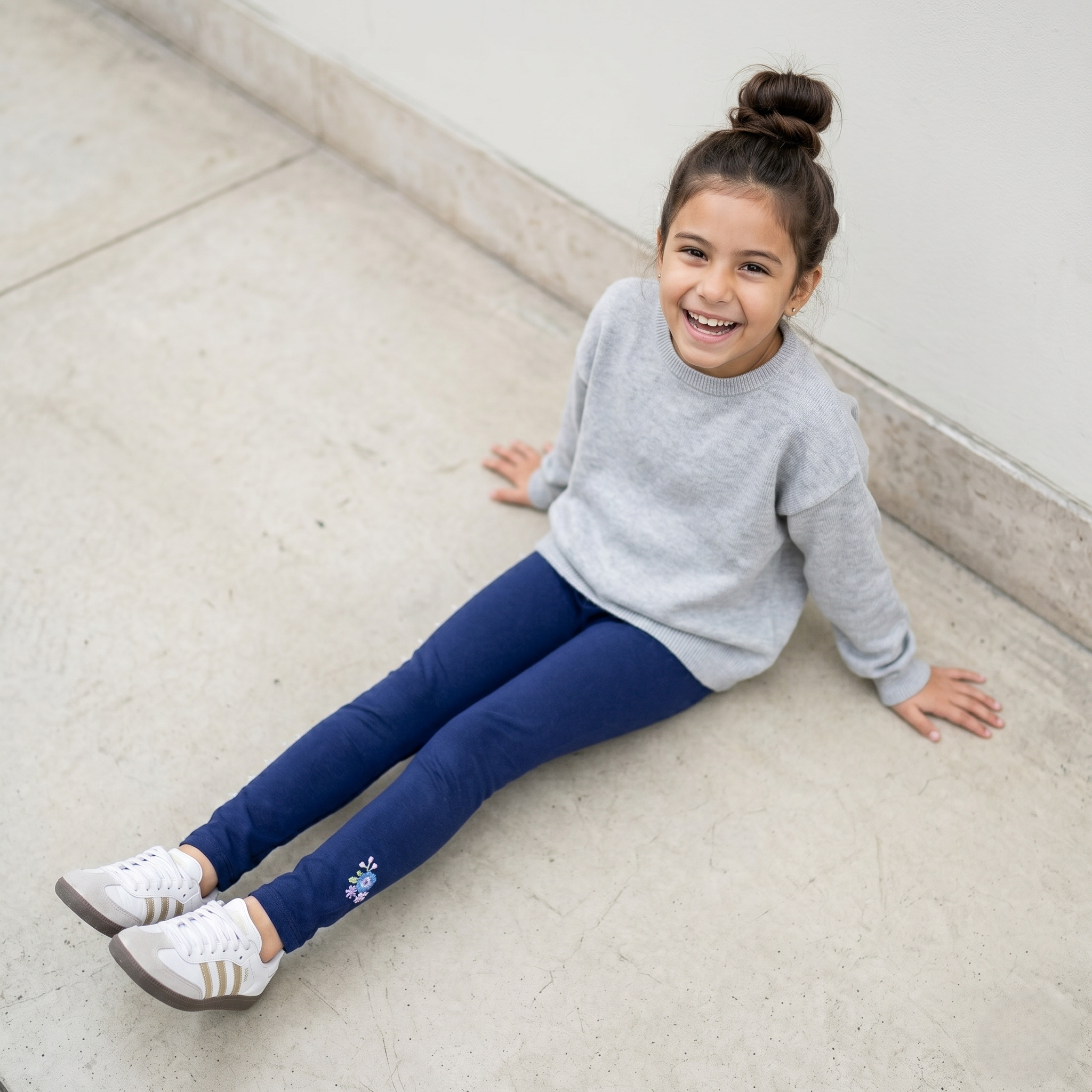Legging Afranelada Niña Invierno Azul Marino con Bordado Floral