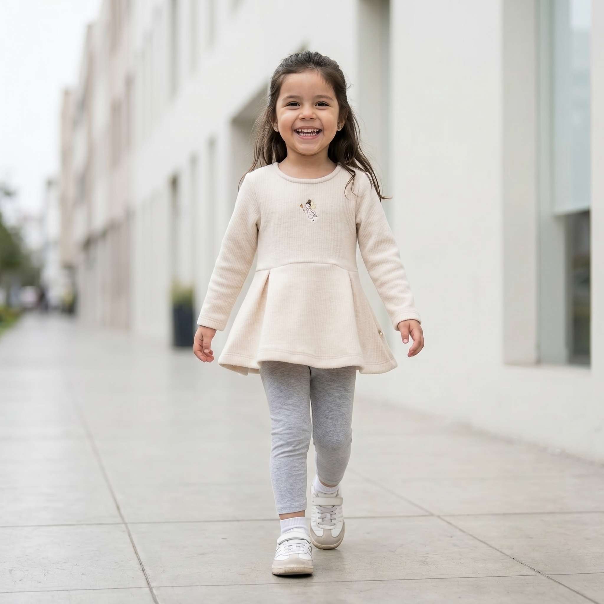 Polivestido Niña Manga Larga Swing Crema con Bordado Hada