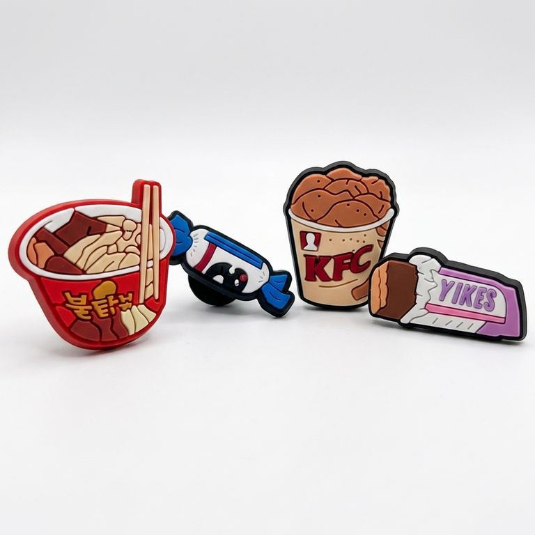 Set 4 Pines Snacks Junk - Dije decorativo para sandalias y zuecos