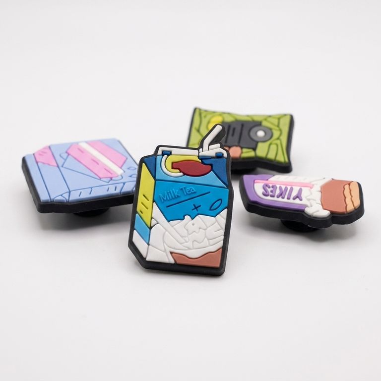 Set 4 Pines Snacks Chocolates 3 - Dije decorativo para sandalias y zuecos